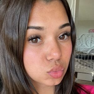 Emmasbaddiez Profile Picture