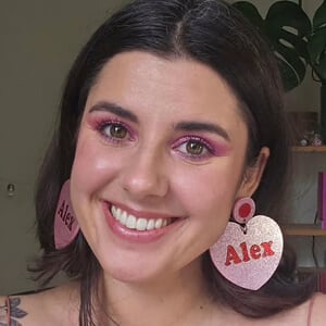 Alex Glitters Profile Picture