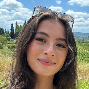 Vanessa Lo Profile Picture