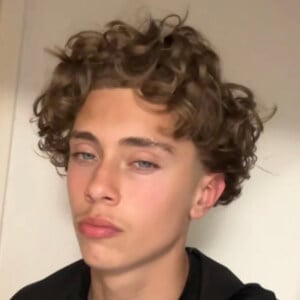 owen1dk - Age, Family, Bio | Famous Birthdays