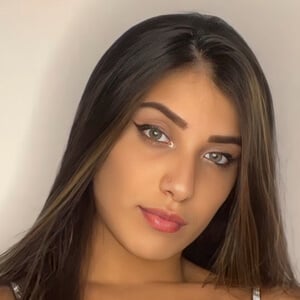 Thayna Vidal Profile Picture