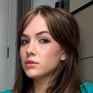 B.eleanor_ - Trivia, Family, Bio | Famous Birthdays