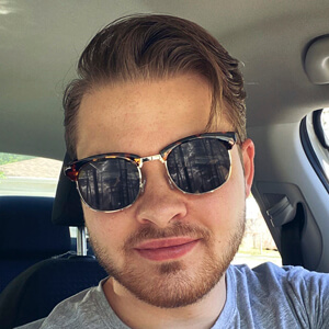 Chris James (YouTube Star) - Age, Family, Bio | Famous Birthdays