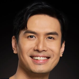 Christian Bautista Headshot 2 of 3