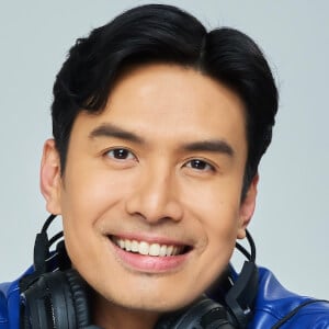 Christian Bautista Headshot 3 of 3