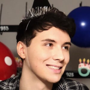 Daniel Howell at age 27