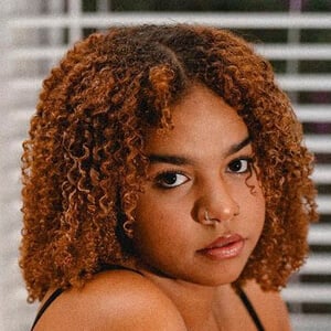 Danae Davis - Age, Family, Bio | Famous Birthdays