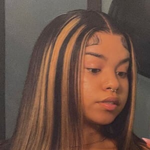 Danae Davis - Age, Family, Bio | Famous Birthdays