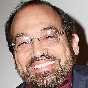 Danny Woodburn - Bio, Family, Trivia | Famous Birthdays