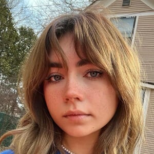 Hailey Lujan - Age, Family, Bio | Famous Birthdays