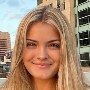 Jacy Lee - Age, Family, Bio | Famous Birthdays