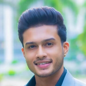 Lavan Abhishek Headshot 6 of 8