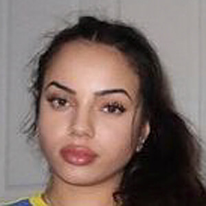 Lil.Nadiaa at age 21