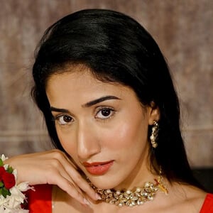 Muskan Kalra Headshot 7 of 9