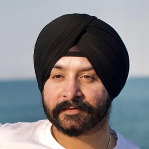 Navjyot Gurudatta Headshot 6 of 6