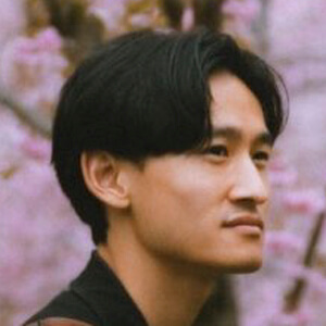 Nicholas Yee Headshot 6 of 6