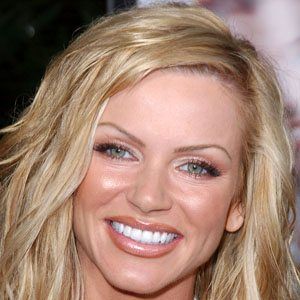 Nikki Ziering - Bio, Family, Trivia | Famous Birthdays