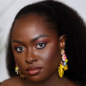 Ohemaa Bonsu Headshot 7 of 10