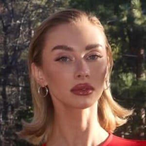 Olivia Davis - Age, Family, Bio | Famous Birthdays