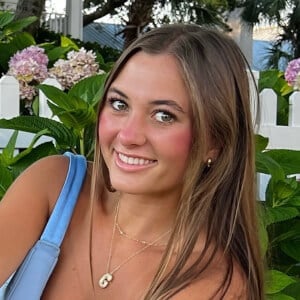 Olivia Wisler - Age, Family, Bio | Famous Birthdays