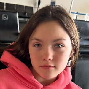 Peyton Riley McConville - Age, Family, Bio | Famous Birthdays