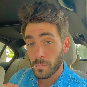 Sam Myerson - Age, Family, Bio | Famous Birthdays