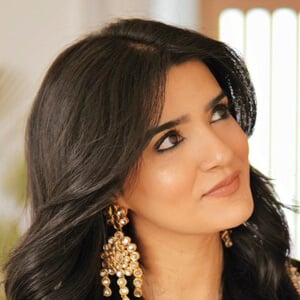 Shehzeen Rehman Headshot 5 of 6