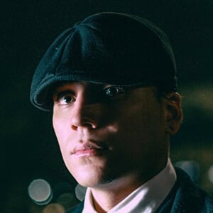 Thomas Shelby Sósia Headshot 3 of 4