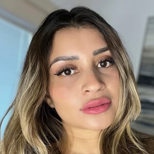 Zoé Victoria Suazo - Age, Family, Bio | Famous Birthdays