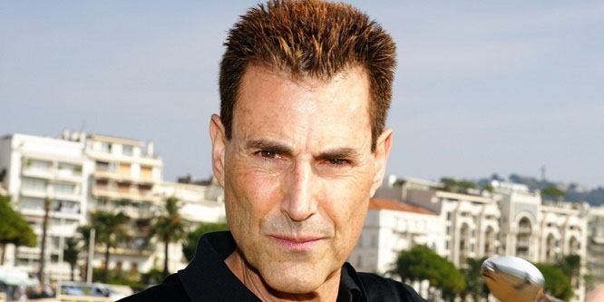 Uri Geller - Age, Family, Bio | Famous Birthdays