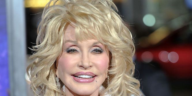 Dolly Parton - Age, Family, Bio | Famous Birthdays