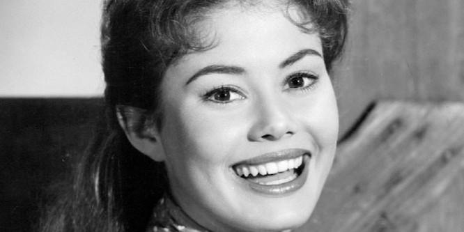 Roberta Shore - Age, Family, Bio | Famous Birthdays