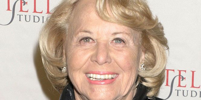 Liz Smith (journalist) - Trivia, Family, Bio 